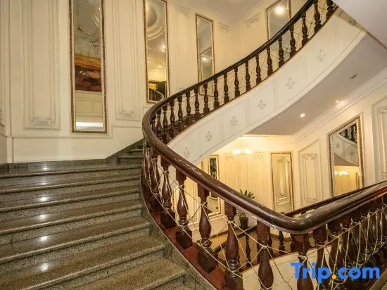 Huchuan Hotel