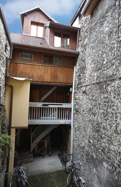 Tranquillity and comfort in Annecy downtown