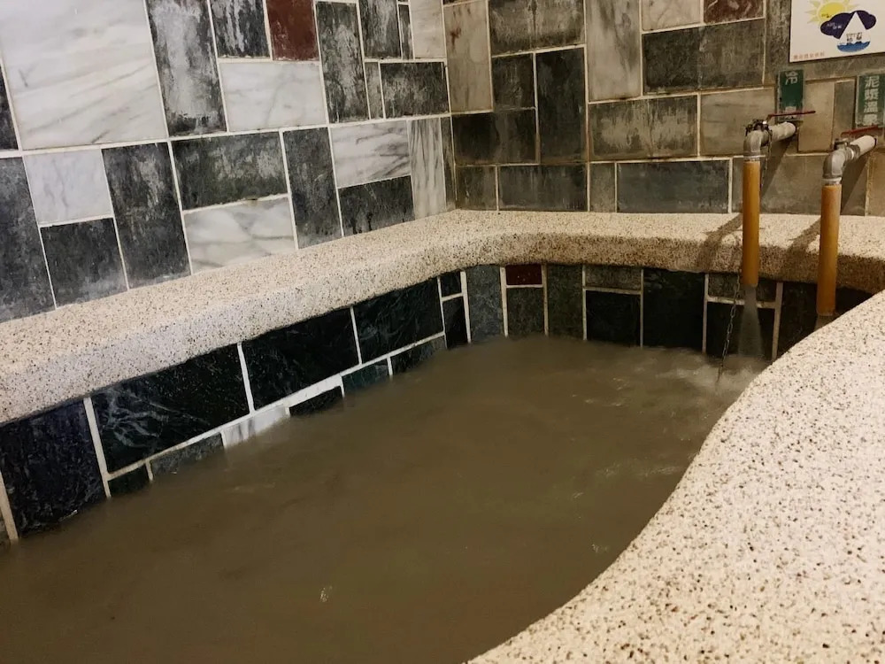 LiChiuan Hotel Spring Hotel