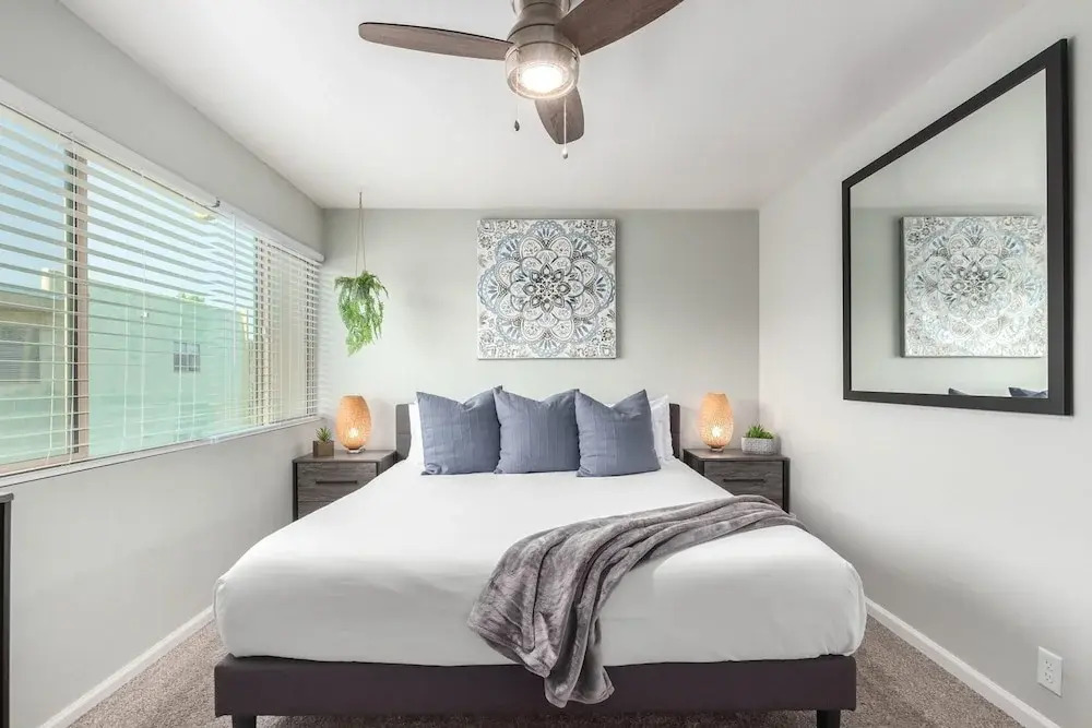 Rustic Modern Townhouse Old Town 4 Heated Pools