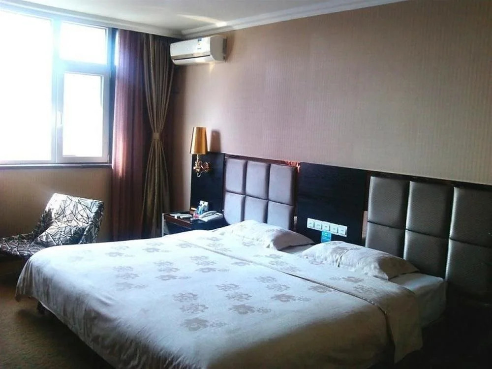 Hualian Plaza Hotel