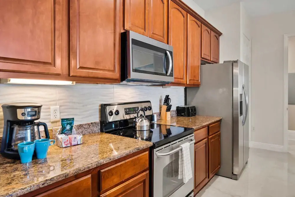 4804 Cayview Avenue #401