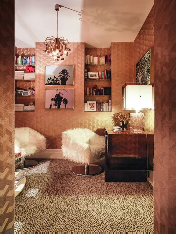 Retro Style in Holland Park
