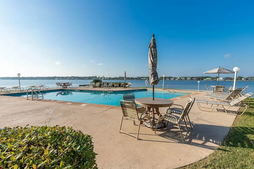 Compass Point 203 2 Bedroom Condo