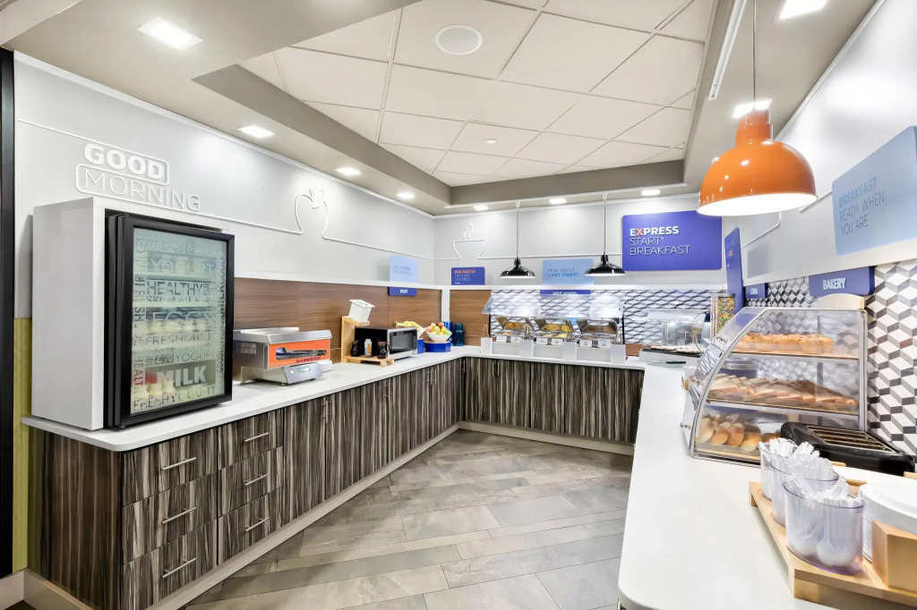 Holiday Inn Express Atlanta Galleria-Ballpark Area by IHG