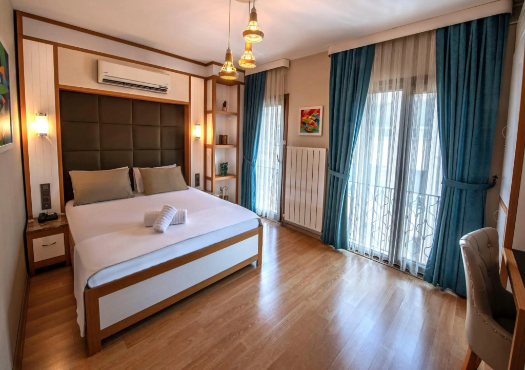 Mezzo Hotel