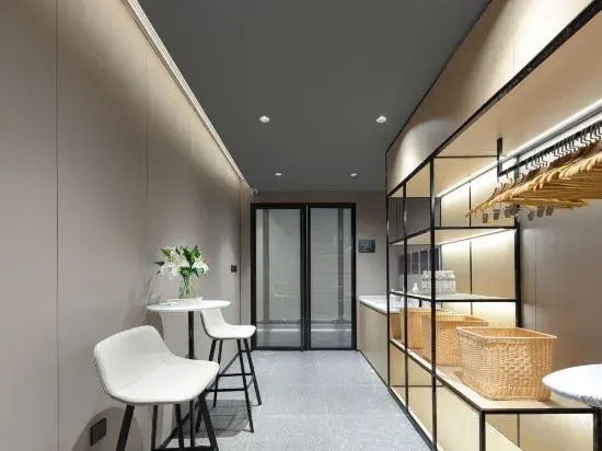 Atour Hotel Ningbo Beilun Youth Sports Center