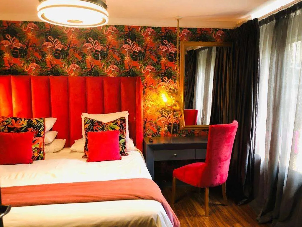 Grafiti Boutique Hotel