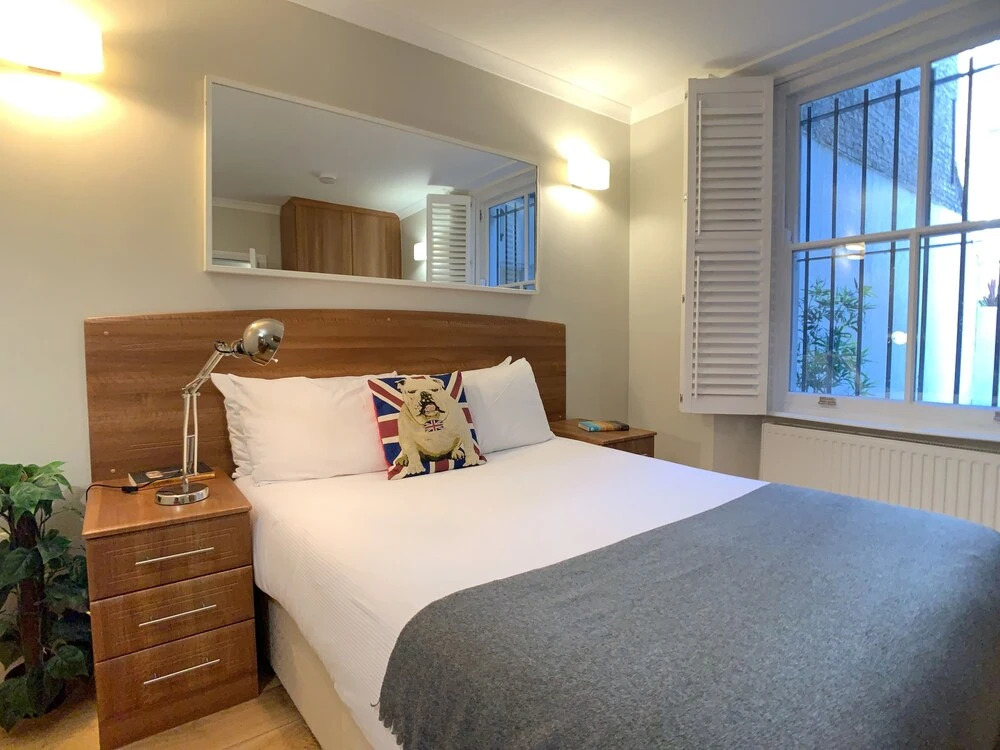 Queen Victoria Apartments