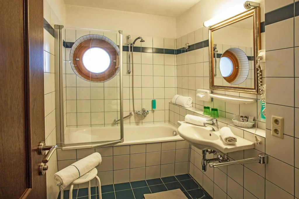 Cella Central Historic Boutique Hotel