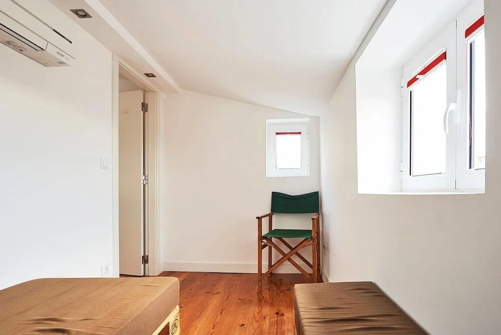Authentic Apartment in Alfama With Terrace