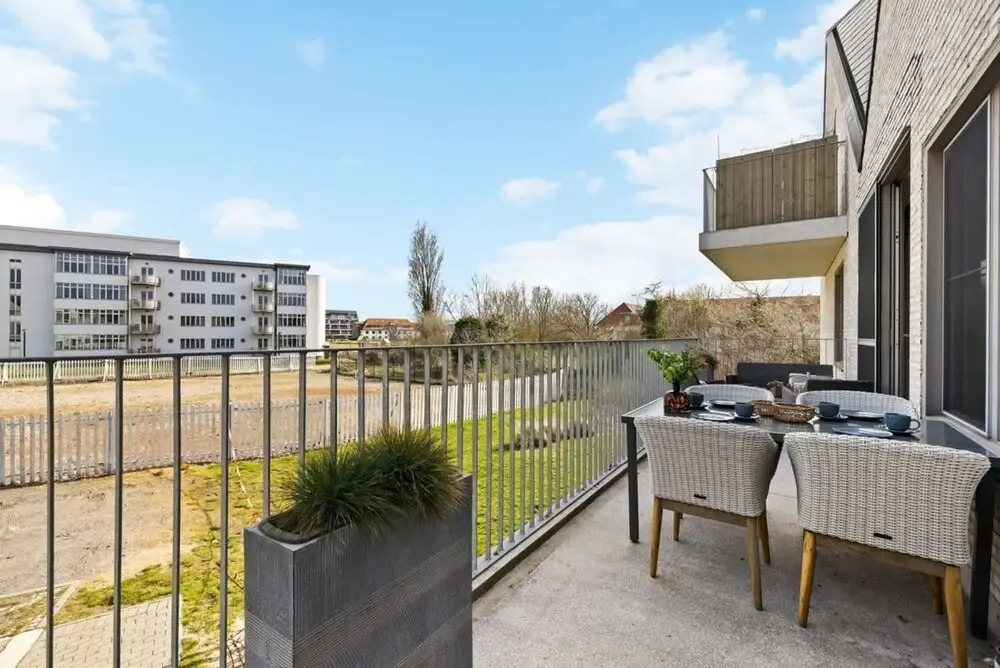 Apartment With Natural Swimming Pool