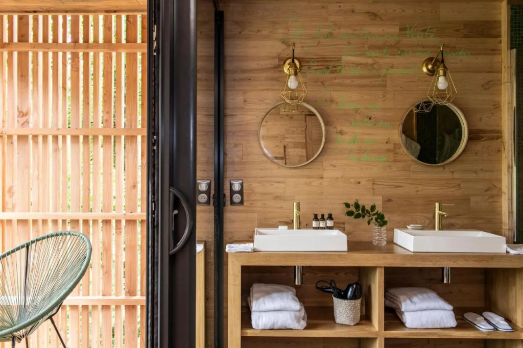 Loire Valley Lodges - Hotel