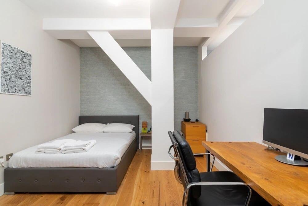 Stunning 2br Home W/Garden, 20 Min To Central!