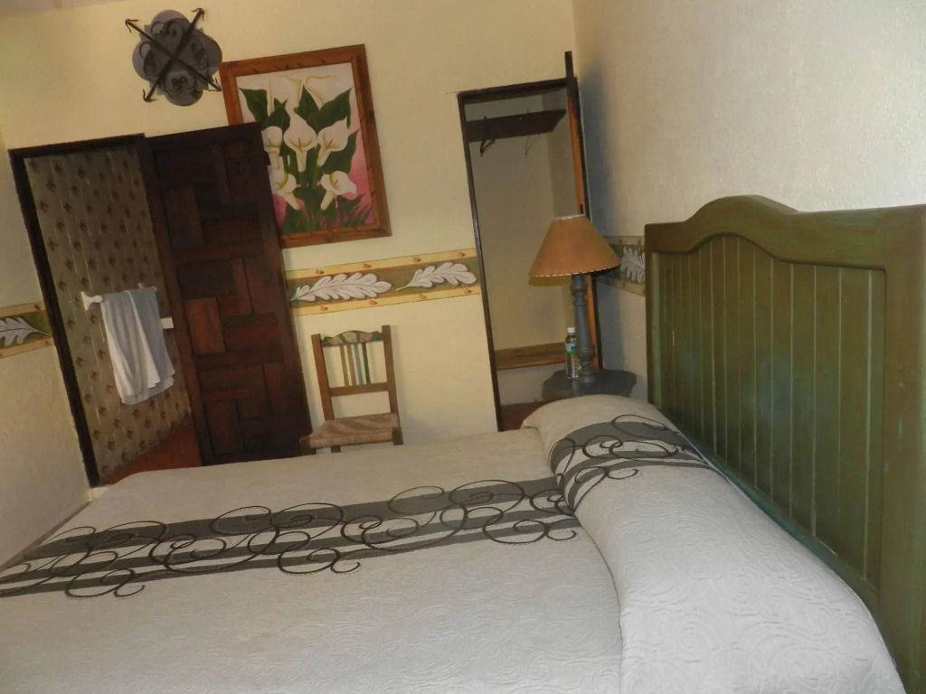 Hotel Parrokia