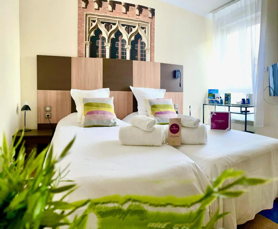 Kyriad Restaurant Centre SPA Vichy