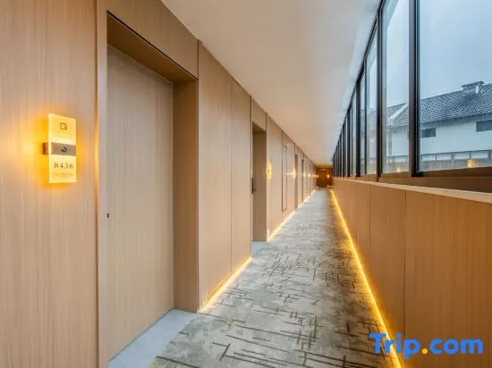 Rezen Retreat Yunyi