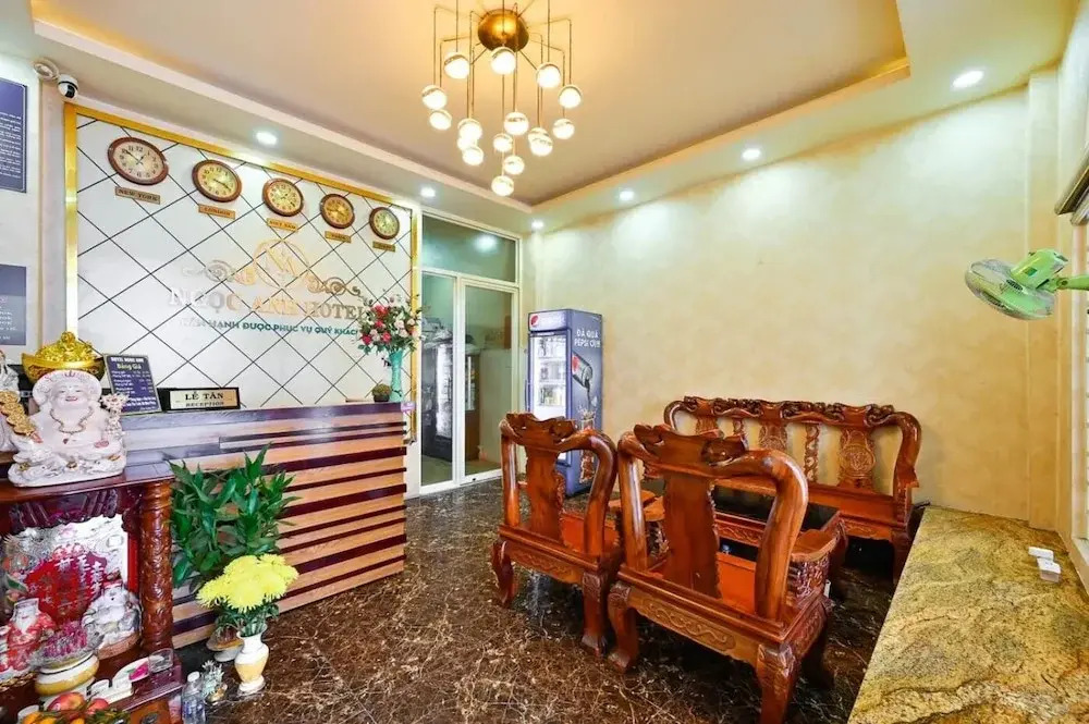 HOTEL Ánh Hồng