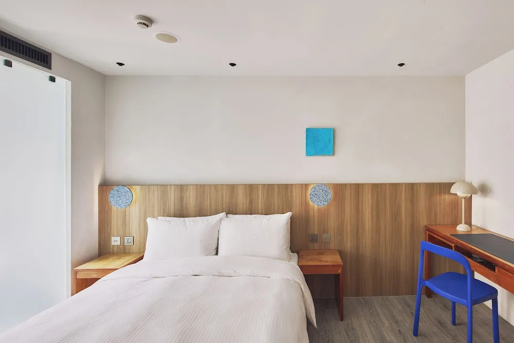 The Blue by Just Inn