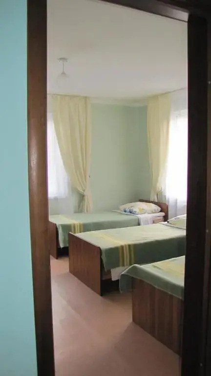 Guest House on Sportivnaya 1a