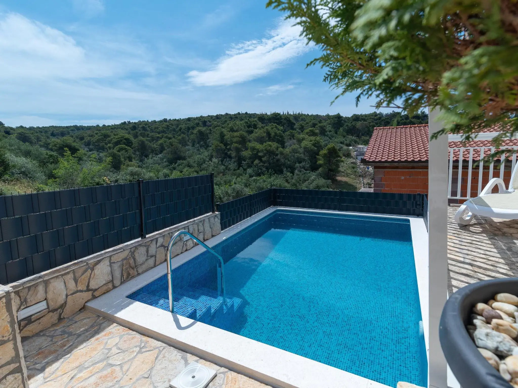Apartment in Trogir Near Unesco Old Town
