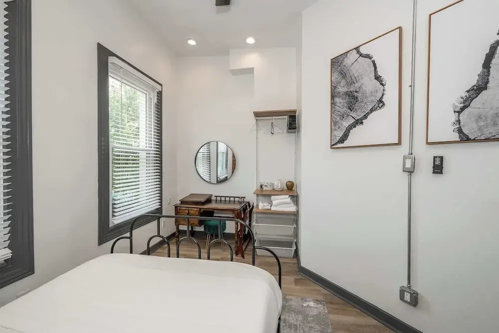 Mansfield Modern Oasis