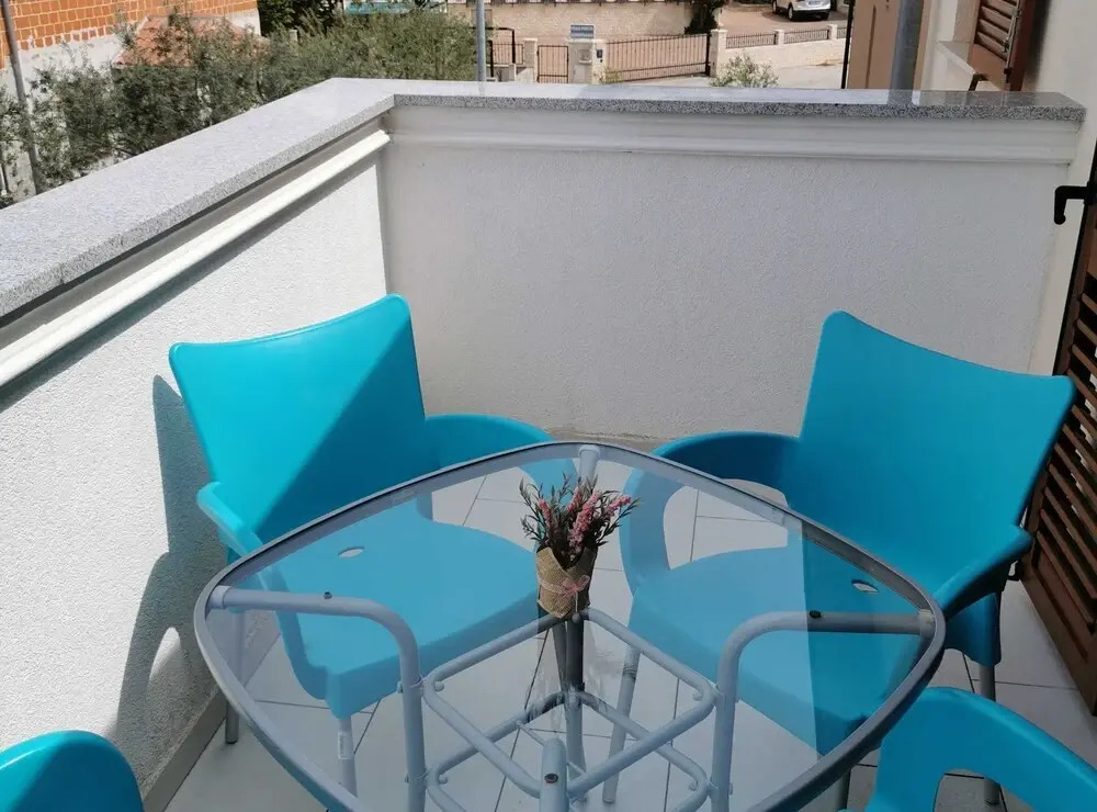 Modern and Bright Fazana Apartment With Balcony and Sea View