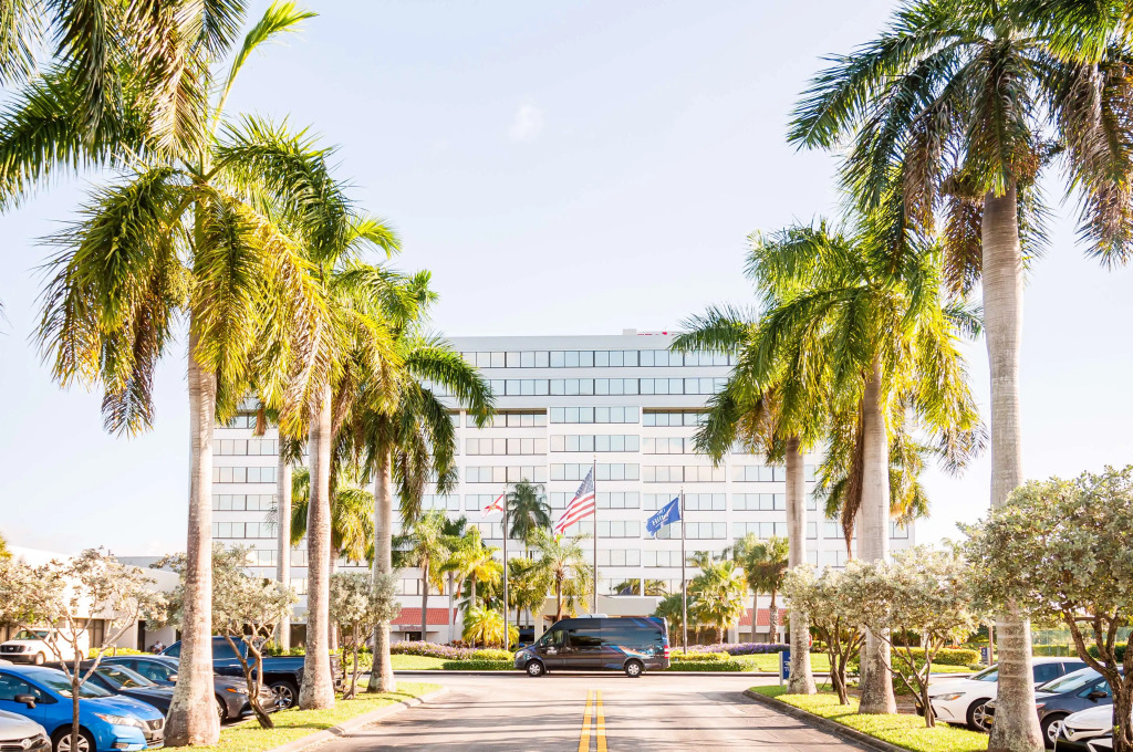 Hilton Palm Beach PBI