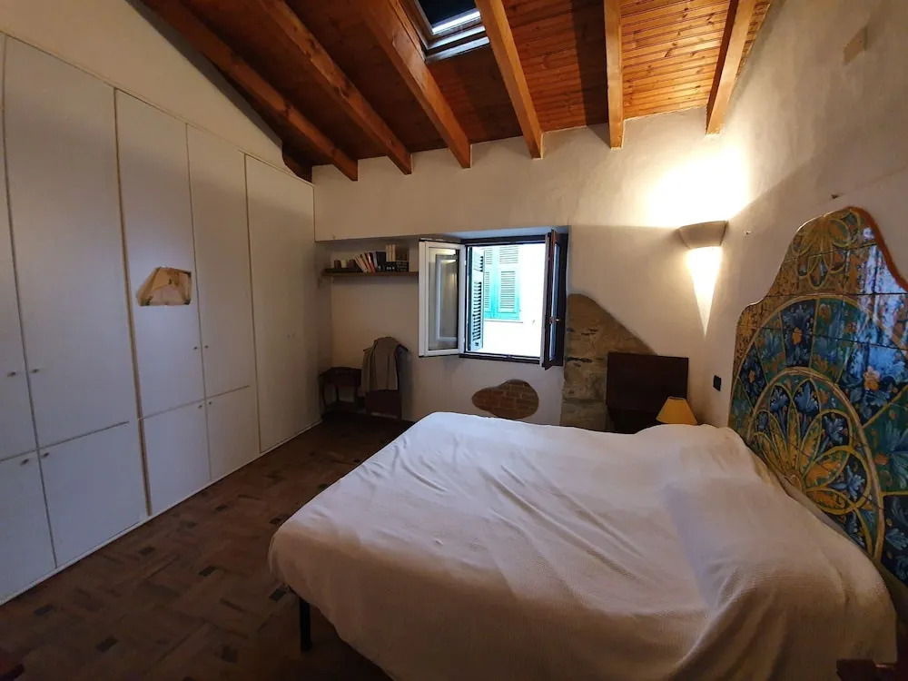 Alluring Holiday Home in Gavi With Garden