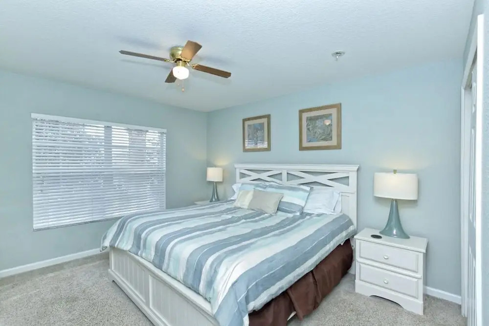 Deluxe Spacious Resort Home Close to Disney