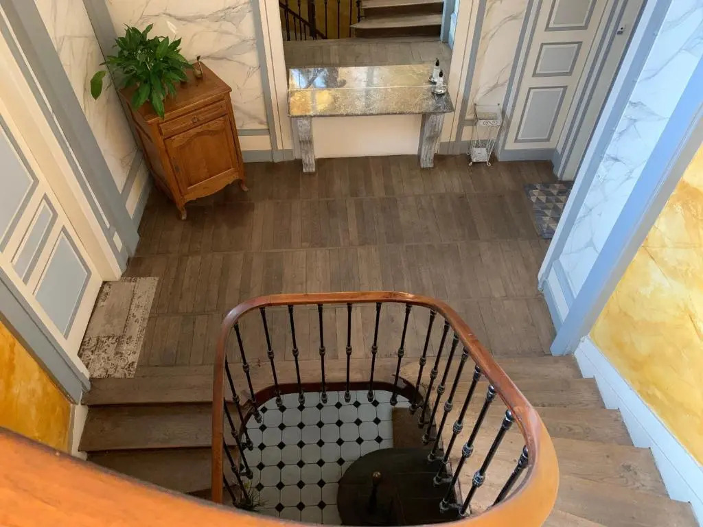 T2 - Au calme RoyaLoire - château à vue - luxe, rénové 2022
