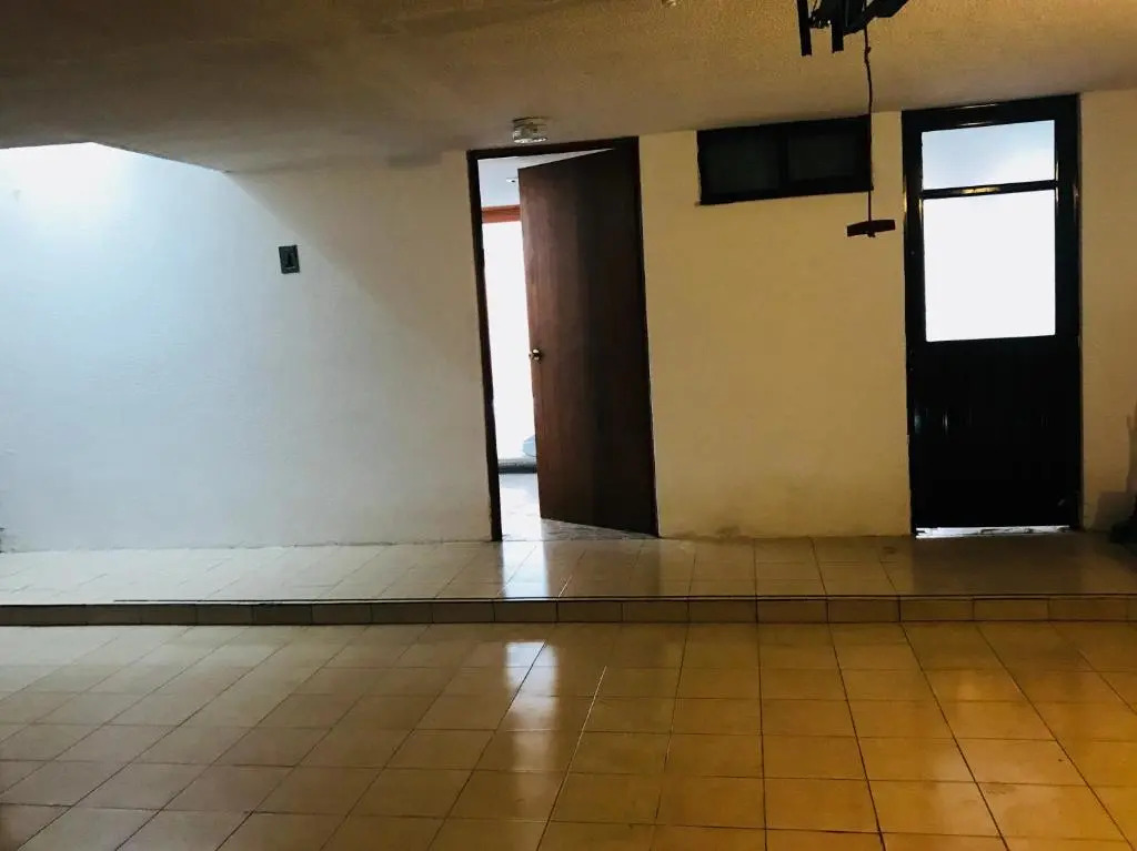 Large full House Close to Angelopolis Area.