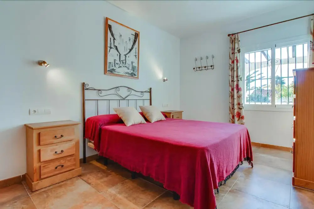 Villa El Olivar by Villa Plus