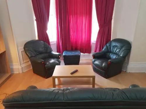 Bentinck Street Ground Floor Apartment
