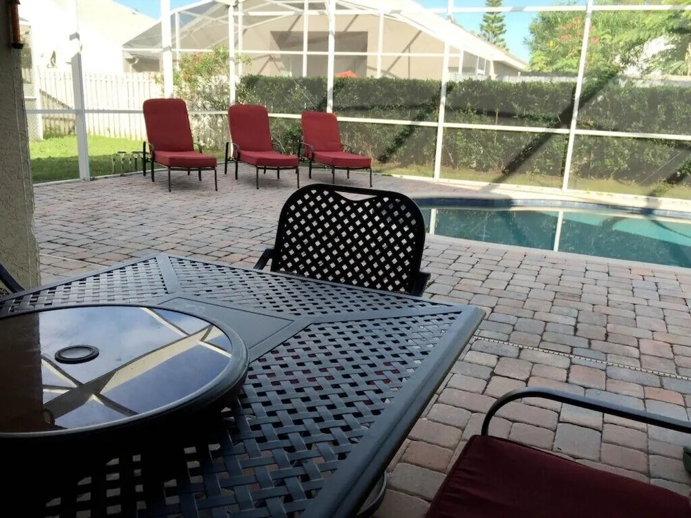 Fully Equipped Near Disney Parks 2718 4 Bedroom Home