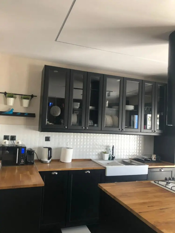 Luxurious Apartment With big Balcony Best Location