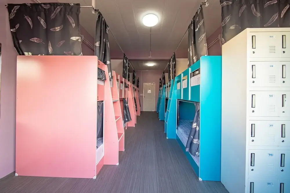 UrbanNest Hostel
