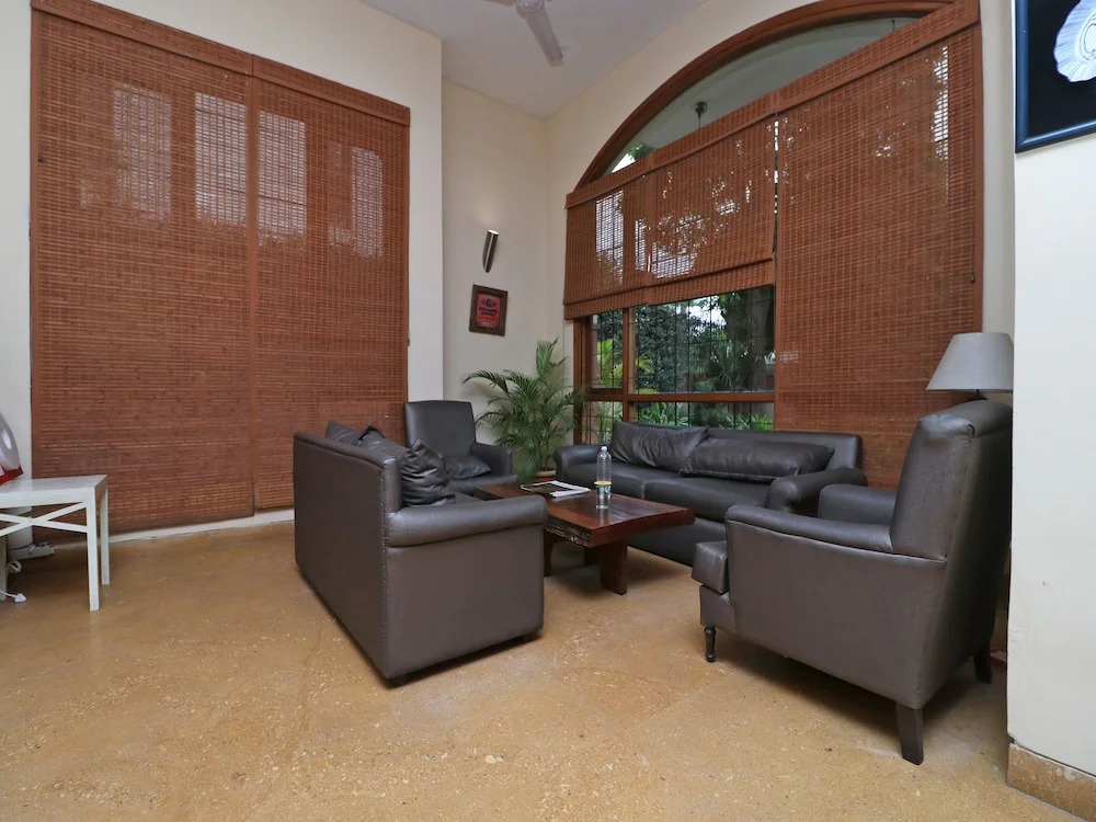 Fabhotel Pearl Villas Sector 31