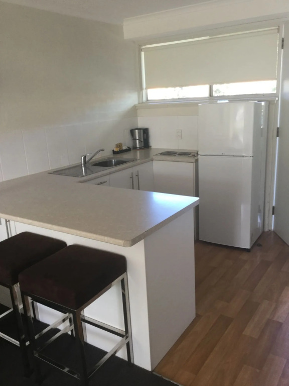 Bathurst Studio Apartments