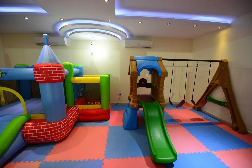 Sharqi Hotel