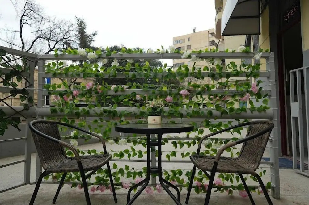 Отель Balcony