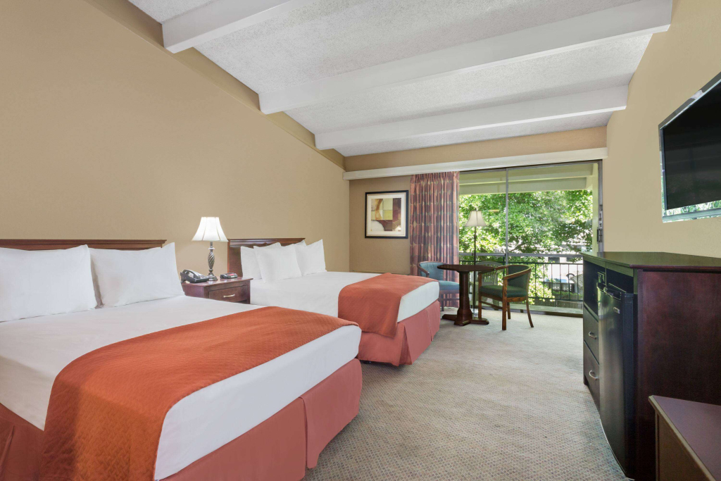 Travelodge by Wyndham Lakeland
