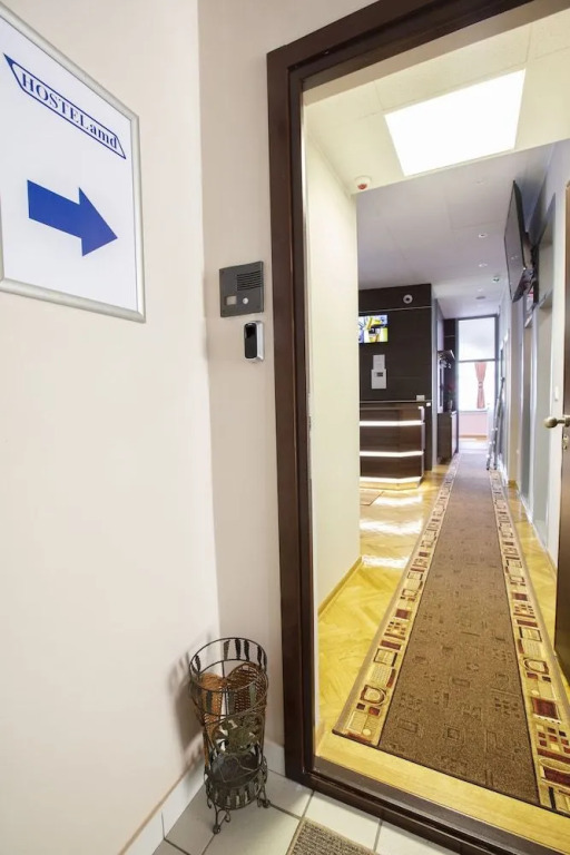 Hostel amd