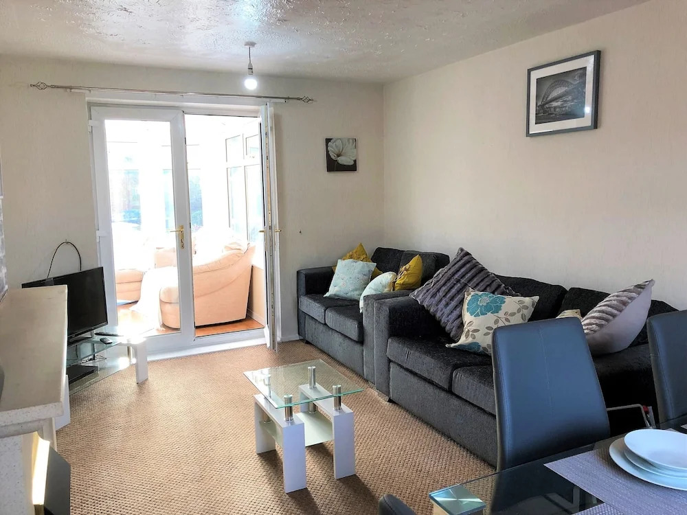 Stay In Durham Carville House