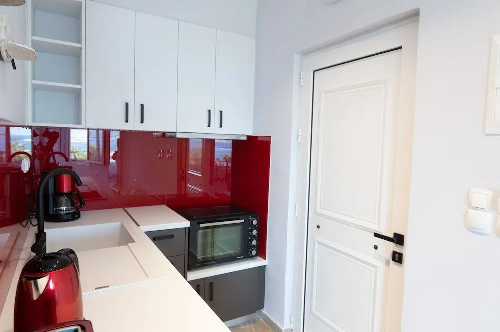 Eleftheria Suites