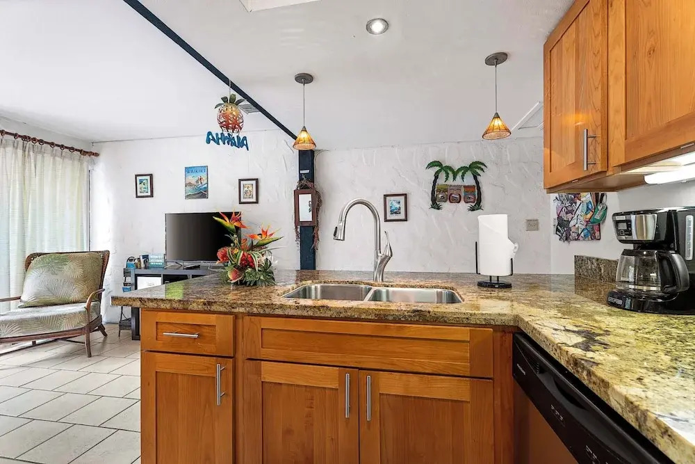 Close to Complex Amenities - Ground Floor - Nice Unit - Vrkcv