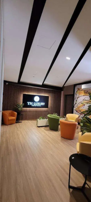 Th Luxury Central