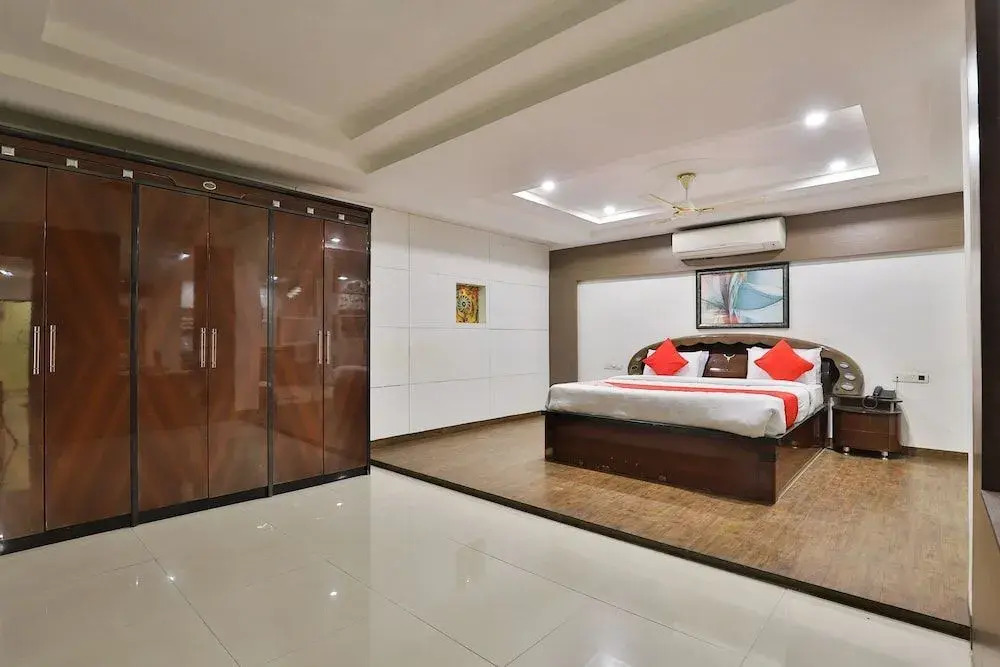 Hotel Shree Plaza