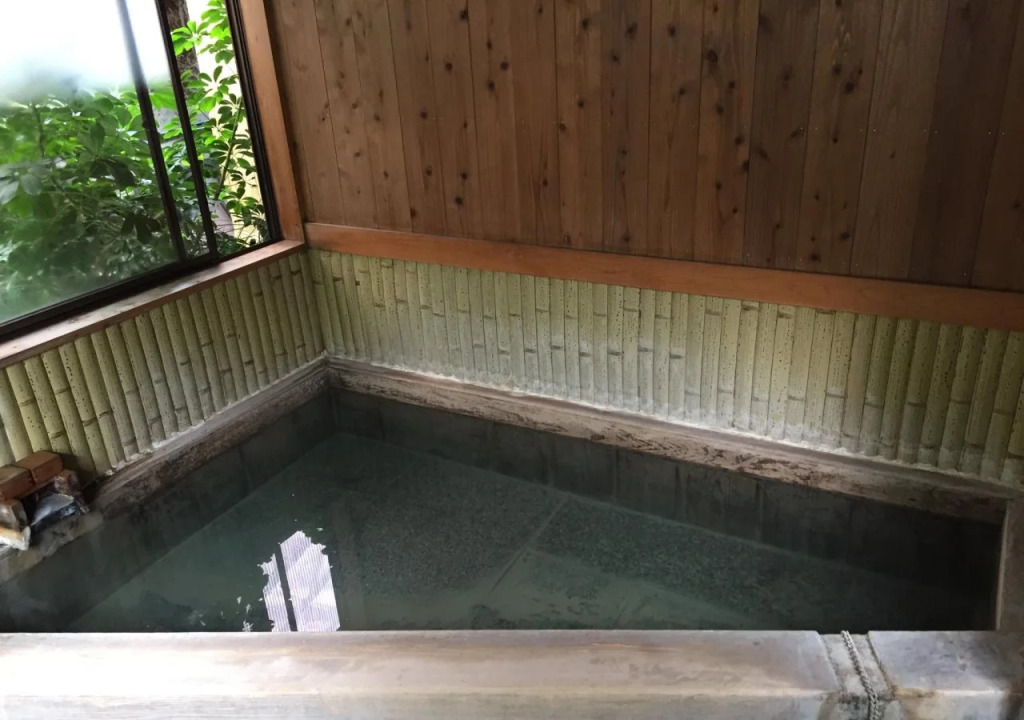 J-Hoppers Kumano Yunomine Guesthouse