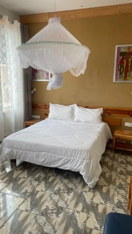 Tembo Beach Hotel